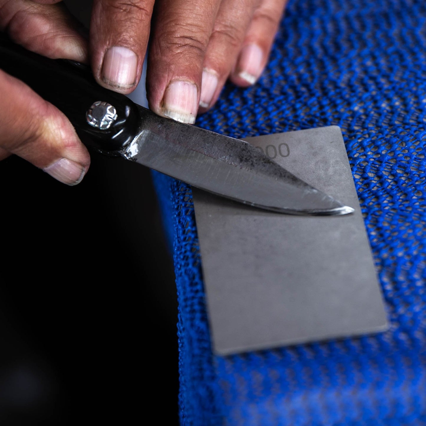James Barry Woodcarver's Diamond Sharpening Stone- 600/1000 Grit Dual-Sided Credit Card Stone, 3" x 2", 1.6mm Thick- Precision Honing for Carving Tools, Blades, Router Bits- ECCSFF